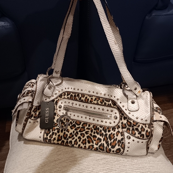 Y2k 2000s GUESS Leopard Print Shoulder Bag - Cream and Brown - Picture 2 of 9